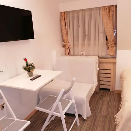 Kopaonik011 Konaci&woodside Bed and Breakfast 3*